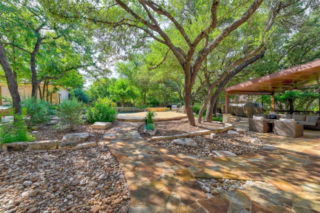 111 Roberts CIR, Georgetown, TX 78633