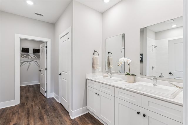 215 Bottlebrush Walk, Brunswick, GA 31525