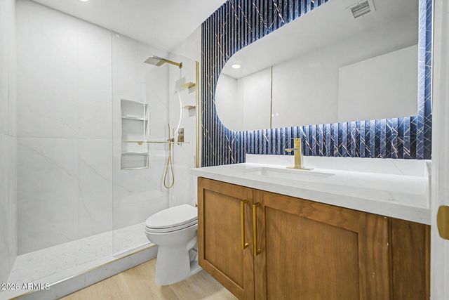 2248 E MORROW Drive, Phoenix, AZ 85024