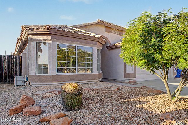 2248 E MORROW Drive, Phoenix, AZ 85024