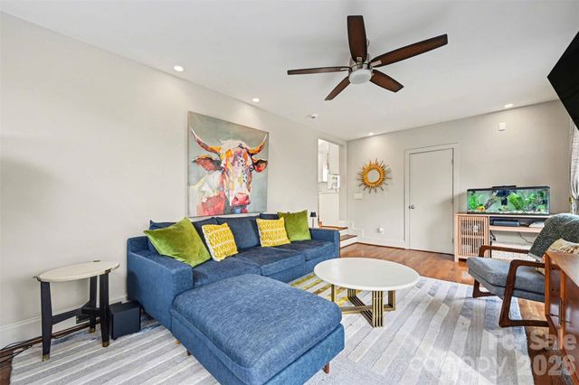 1804 Dearmon Drive, Charlotte, NC 28205