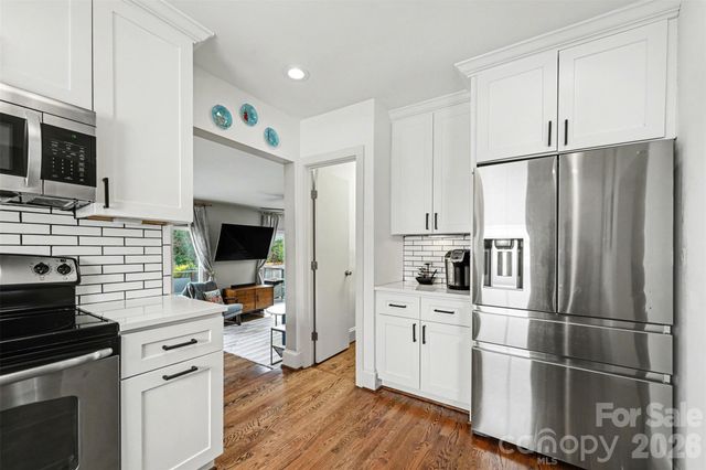 1804 Dearmon Drive, Charlotte, NC 28205