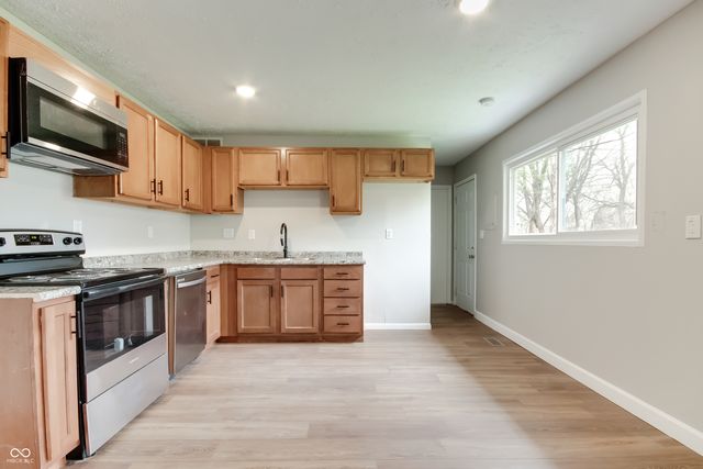 4254 Dubarry Road, Indianapolis, IN 46226