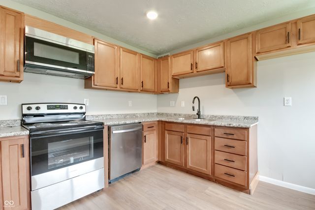 4254 Dubarry Road, Indianapolis, IN 46226