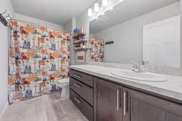 403 16th Street NE, Dilworth, MN 56529