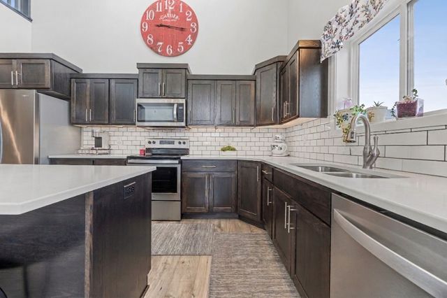 403 16th Street NE, Dilworth, MN 56529
