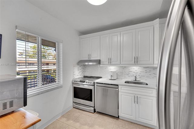 650 NW 80th Terrace 206, Margate, FL 33063