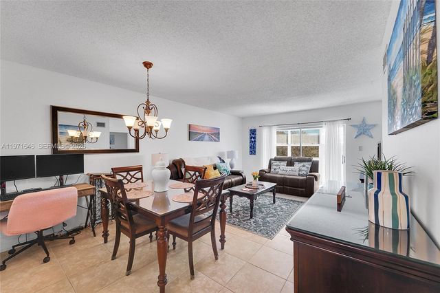 650 NW 80th Terrace 206, Margate, FL 33063