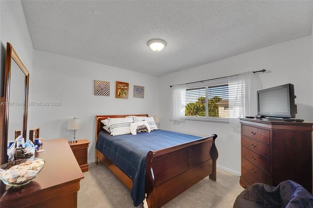 650 NW 80th Terrace 206, Margate, FL 33063