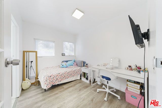 422 N Reno Street, Los Angeles, CA 90026