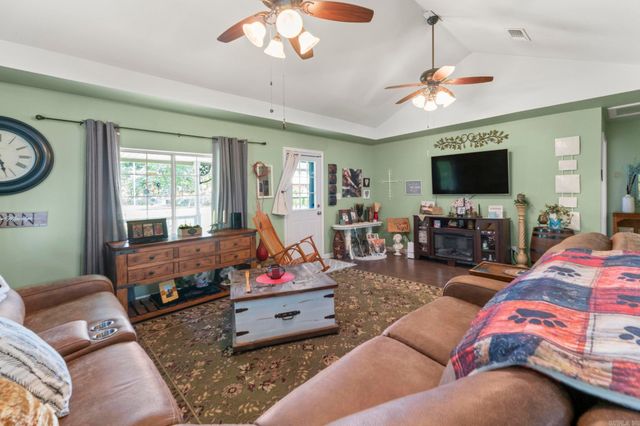 16 Dam Road, Mayflower, AR 72106