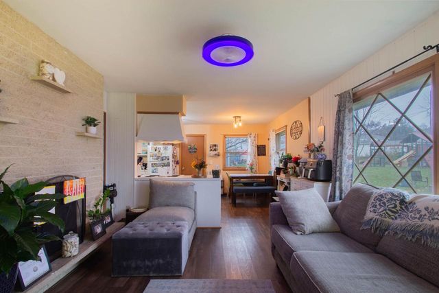 2 Riverdale CIRCLE, Watertown, WI 53094