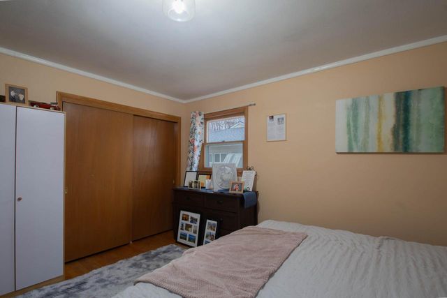 2 Riverdale CIRCLE, Watertown, WI 53094