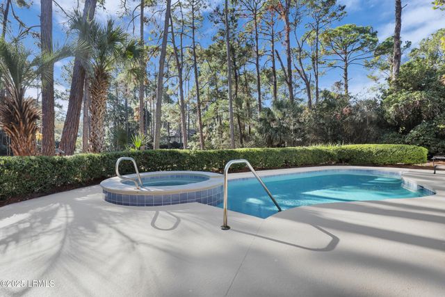 5 Foot Point Road, Hilton Head Island, SC 29928