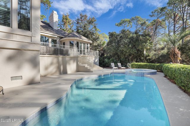 5 Foot Point Road, Hilton Head Island, SC 29928