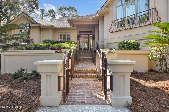 5 Foot Point Road, Hilton Head Island, SC 29928