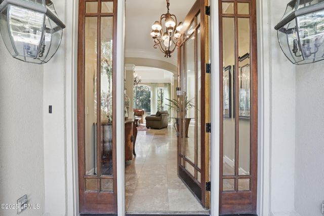 5 Foot Point Road, Hilton Head Island, SC 29928