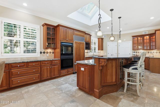 5 Foot Point Road, Hilton Head Island, SC 29928