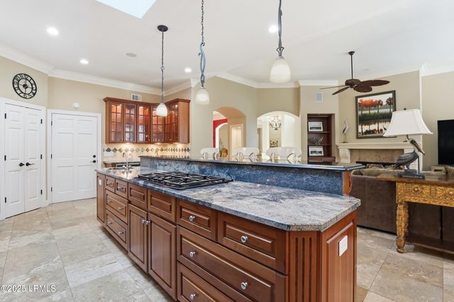 5 Foot Point Road, Hilton Head Island, SC 29928