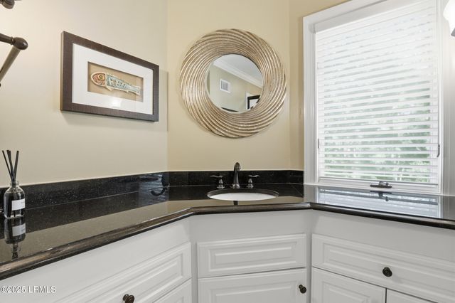 5 Foot Point Road, Hilton Head Island, SC 29928