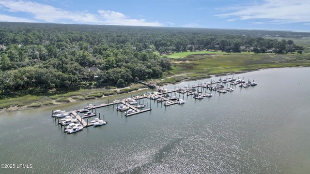 5 Foot Point Road, Hilton Head Island, SC 29928