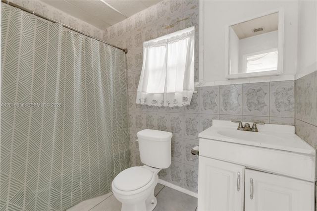 2005 NW 11th Ave, Fort Lauderdale, FL 33311