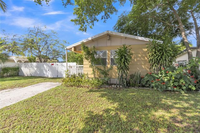 2005 NW 11th Ave, Fort Lauderdale, FL 33311
