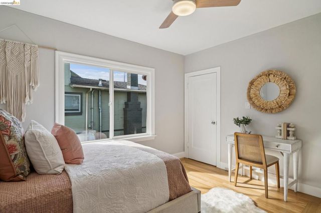 3060 Dakota St, Oakland, CA 94602
