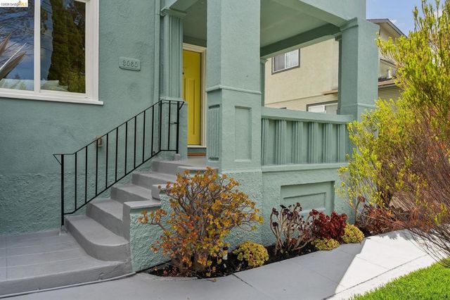 3060 Dakota St, Oakland, CA 94602