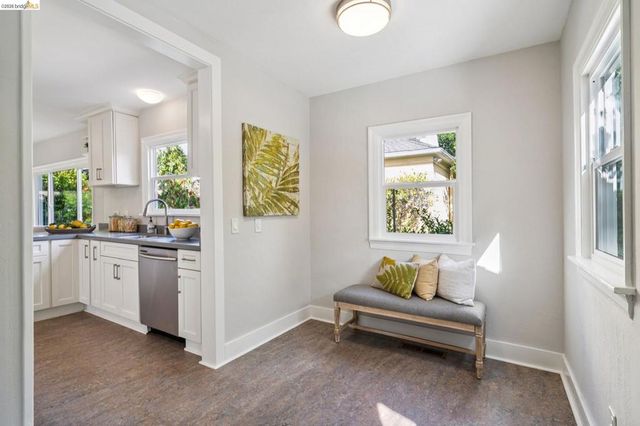 3060 Dakota St, Oakland, CA 94602