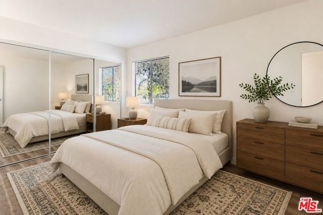 11425 Tiara Street, Los Angeles, CA 91601
