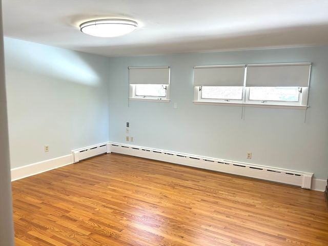 752 Dartmouth Street 1, Dartmouth, MA 02748