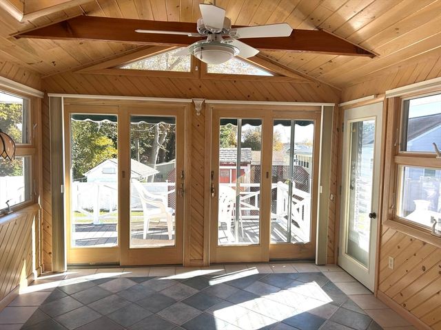 752 Dartmouth Street 1, Dartmouth, MA 02748