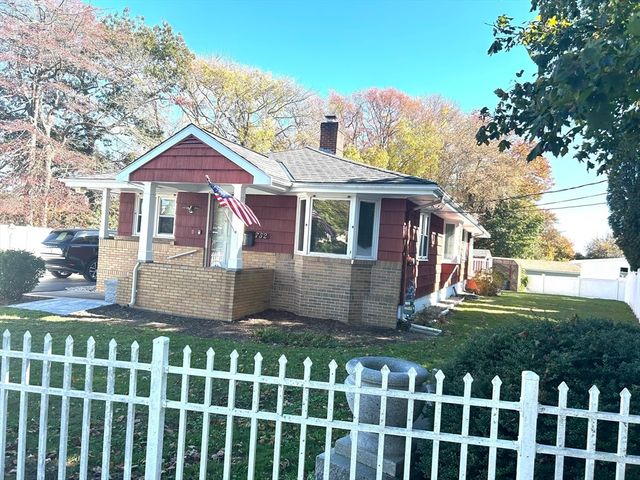 752 Dartmouth Street 1, Dartmouth, MA 02748