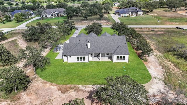 1035 Estancia Boulevard, Weatherford, TX 76088
