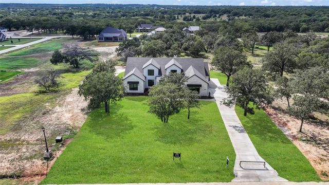 1035 Estancia Boulevard, Weatherford, TX 76088