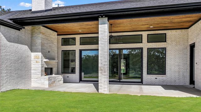 1035 Estancia Boulevard, Weatherford, TX 76088