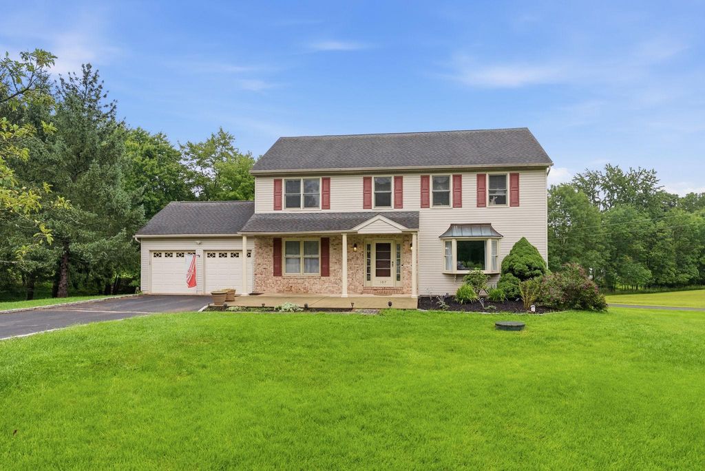107 DIANE CIR, WEST NORRITON, PA 19403 — photo 2
