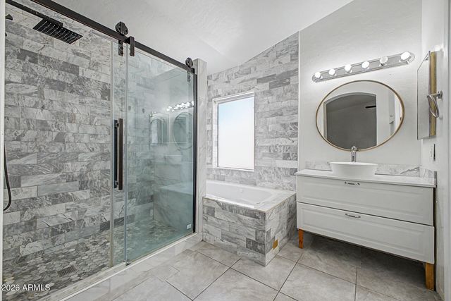 156 N NIELSON Street, Gilbert, AZ 85234