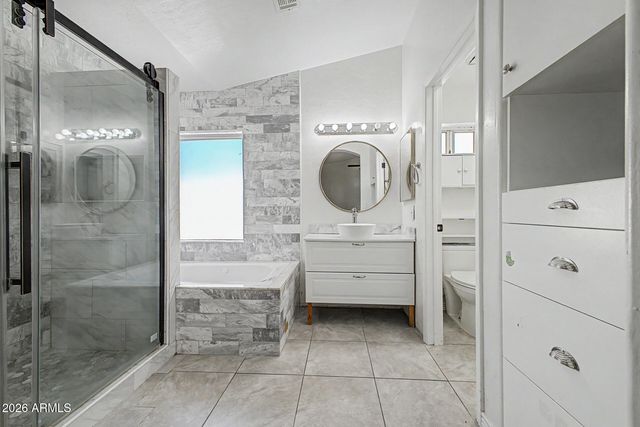 156 N NIELSON Street, Gilbert, AZ 85234