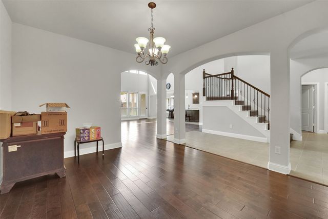 2743 Chimney Rock Road, Burleson, TX 76028