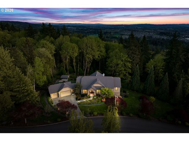 9522 Nw SKYVIEW Dr, Portland, OR 97231