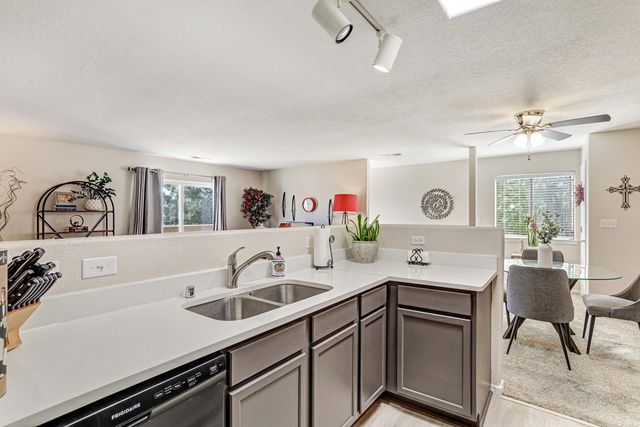 4801 Irving Boulevard NW UNIT 1304, Albuquerque, NM 87114