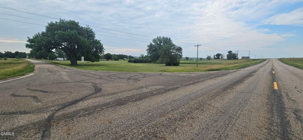 798 Fort Rice Street, Fort Rice, ND 58554