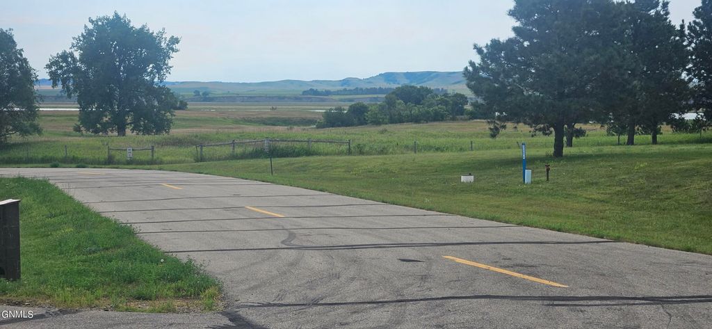 798 Fort Rice Street, Fort Rice, ND 58554 photo 16