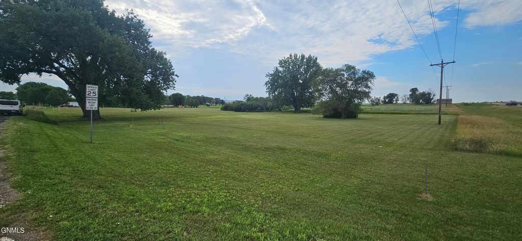 798 Fort Rice Street, Fort Rice, ND 58554 photo 2