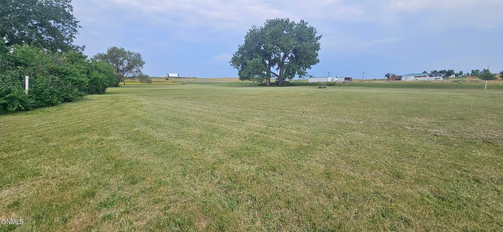 798 Fort Rice Street, Fort Rice, ND 58554 photo 4