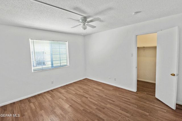 5200 CAROUSEL Drive 1, El Paso, TX 79912
