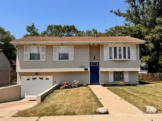 2240 Garfield Street, Gary, IN 46404