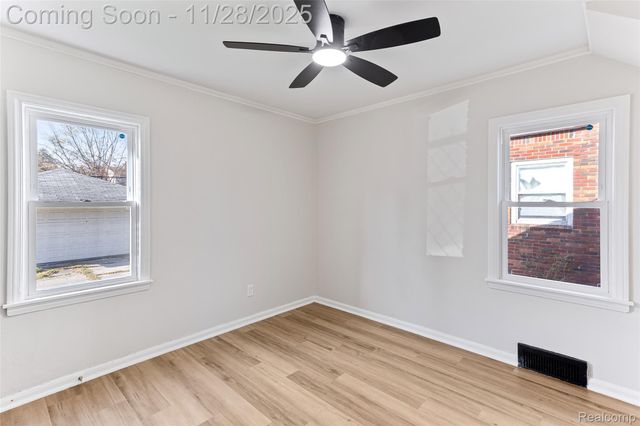 13599 Winthrop Street, Detroit, MI 48227